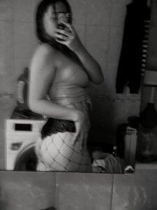 Sexy_Afrodite Public Pic 3