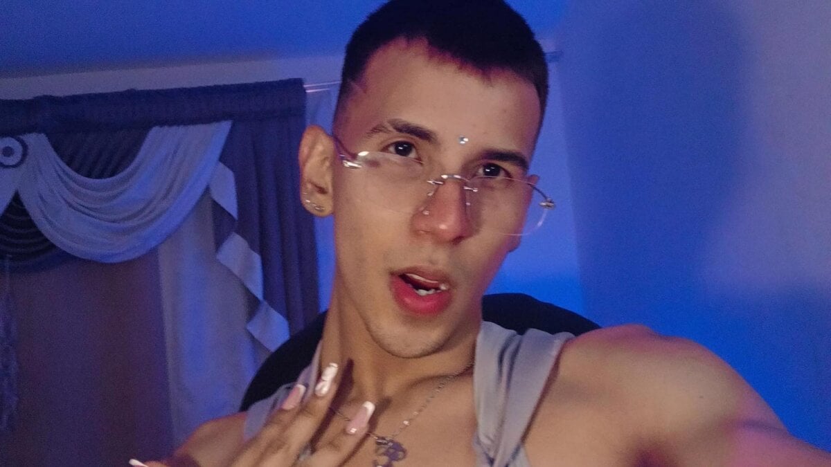 Angelicious_Boy Trending Pic 1651