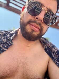 AlejoFernandez_ Public Pic