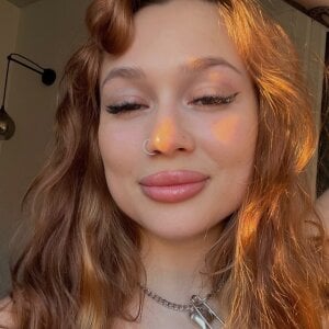 BurblyAugury me Εικόνα