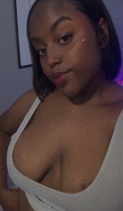 Aitana_Oliveira Huge and beautiful! Foto 4