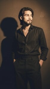 SINGLE_BOY_SITAR My photos Pic 4