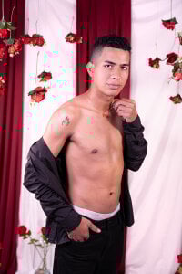 💋 Tonight, you’re mine. od Noah_Greenhartt  3 snímek