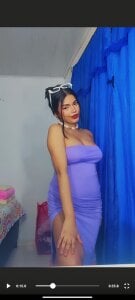 Nina_Kerry Kisses Pic 4