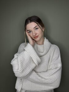 DanilleMcrae Public Pic 4