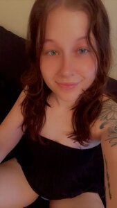 Pretty_Daisy333 Public Pic 3
