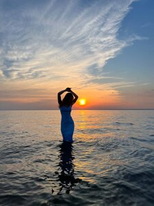 Trophy_x_Wife Enjoy sunset with me Foto 4