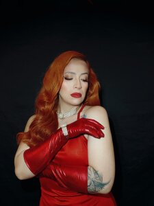 sahra_taylor_ Happy New Year, 2025/2026🥵✨ 사진 4