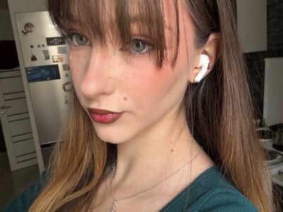 BeeutyLady53 Public Pic 5