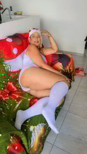 lilyhung1 lily at christmas Pic 7