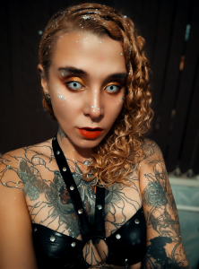 curly_mis Public slika 5