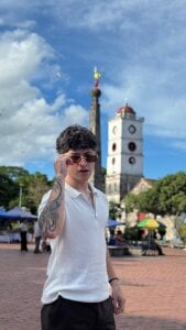 Ares_Dickson Beautiful Pic 5