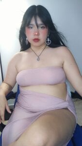 _Bella_7 hot days Hình 4