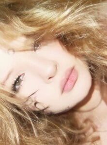 Public de Emily_Coyness  5 Imagens