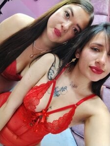 Scarlet_And_SofiDioamond Public slika 7