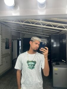 CarlosHotVibes: vibe hot ( 3 фото)