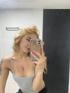 emily_pons Sexyyy Damn Pic 5