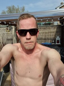 Rockcock1981: Me again ( 4 фото)