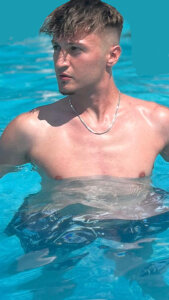 Zdjęcia HotChrisX Pool: 