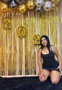 soffiasex68 "This year starts hot — and I’m the reason." 😏✨ Fotka 2