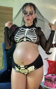 Abbiee_8 Happy Halloween 🎃 Pic 2