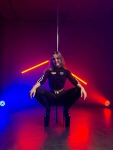 stay_with_alice Cheeky girl Foto 3