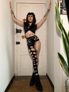 ELENA_UMBRA sexy darkness Pic 5