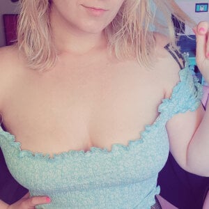 Glitch_Witch kullanıcısının she's a glitch albümü -  3 fotoğraf