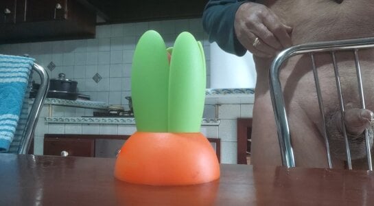 jhonschen's Cazzo in fiore Sex Photo 8