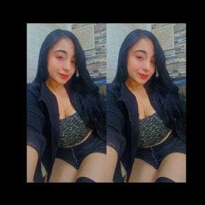 miaaboobs YOUR FAVORITE MODEL Pic 4