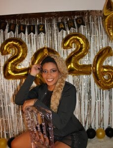 ELLA_KELLY Happy ​​New ​​Year! 🎉 ​​ Pic 5