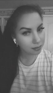 MolliWalton Public Pic 2