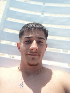 NudeAk47 Public Poză 3