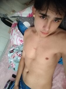 monky_0002 Monky🐊 Pic