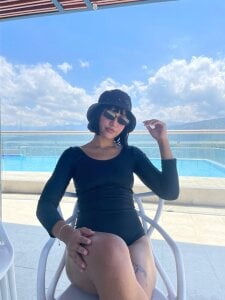 Amberdecolombia PLAYA Pic