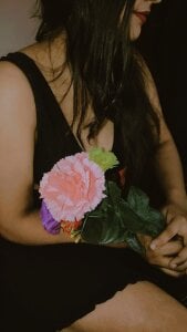 Hot_khusi1: Hot 😍😍 ( 2 фото)