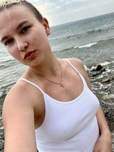 AnnabelleJen my wonderful time away from work Pic 2