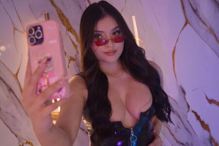 IvyJonesX Selfi! Pic 4