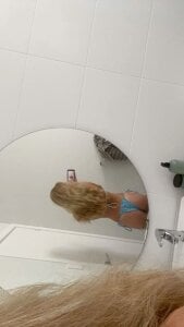 louiseex Public Pic 2