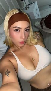 Emily you are so sexy de Emily_robertss  8 Imagens