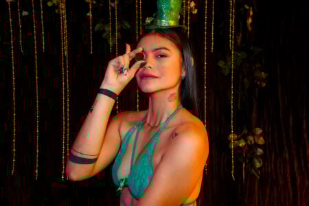 Ashley_HotGirlの🍀 Kiss Me, I’m Luckyの枚の写真