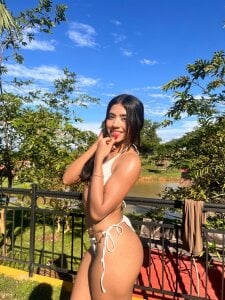 Harmony_Malkova Sunny day Pic