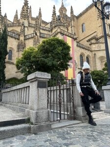 Doll_Housee Public Pic 6