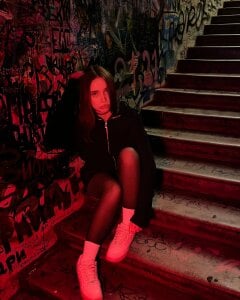 LauraMystiq Public Pic 3