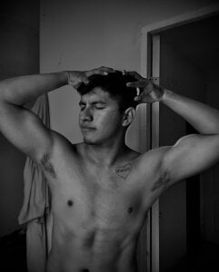 🤜🏽 de Charlykll  6 Imagens