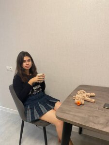 JoanBrach Colors of femininity Pic 2