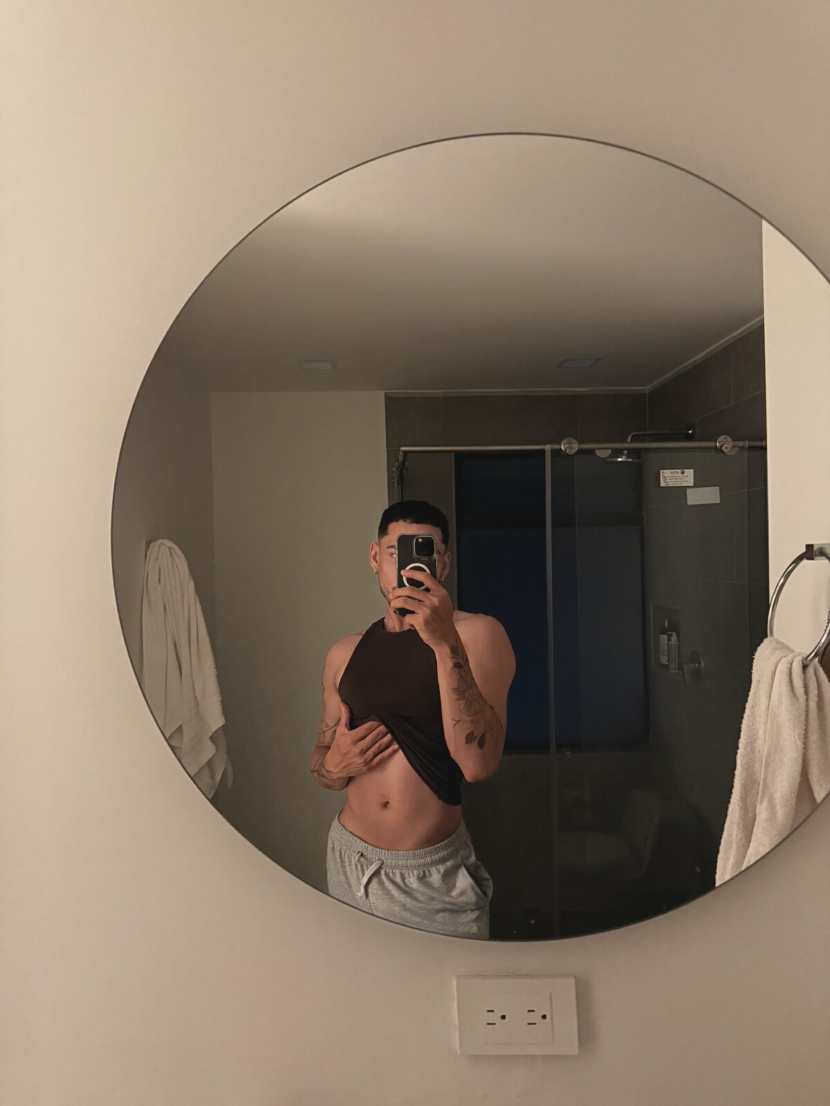 DavidC_ Trending Pic 3015