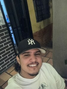 daniel6916 * * * Pic