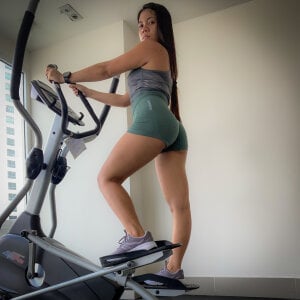 CherryDBG Workout outfits Foto