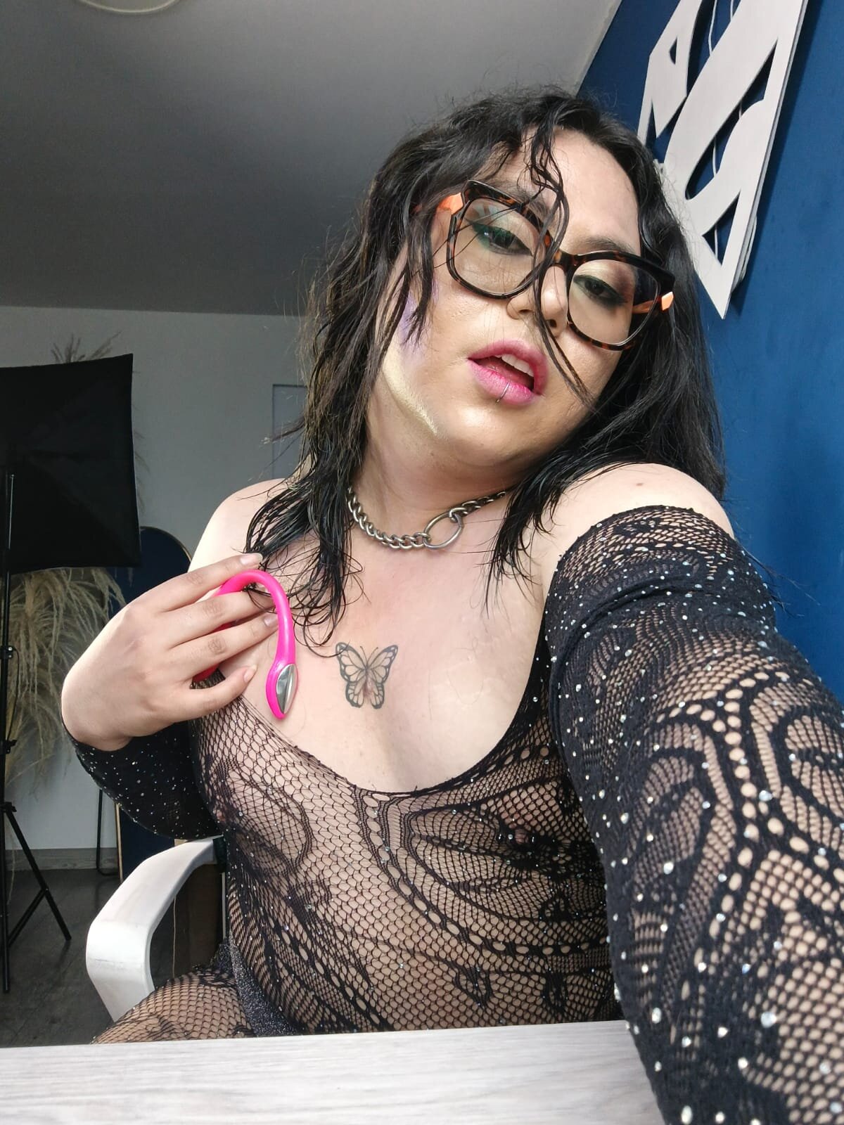 Трендове зображення  1047 Kink__Angell